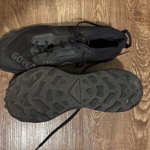 GORE-TEX Men's Black Athletic Shoes Men’s 12